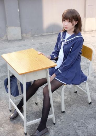 想咬一口的嘴唇电视剧免费观看_免费在线观看