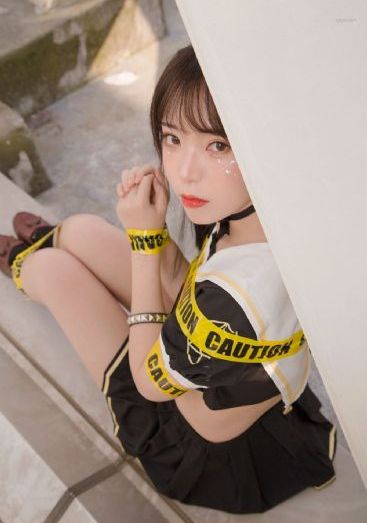 女子高中生的腰姿在线观看_1080P高清视频播放