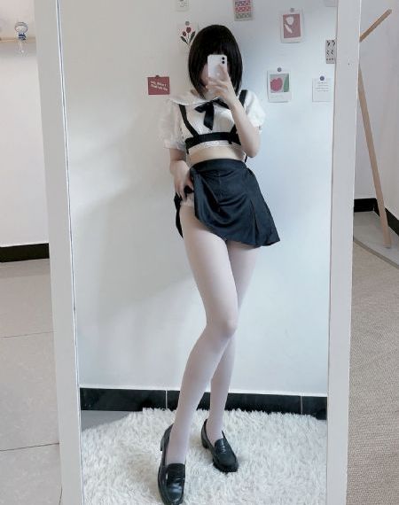薇薇萤石眼之歌_电影在线观看免费