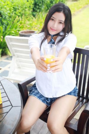 十四岁女孩用爸爸搂睡觉好吗_欧美电影在线