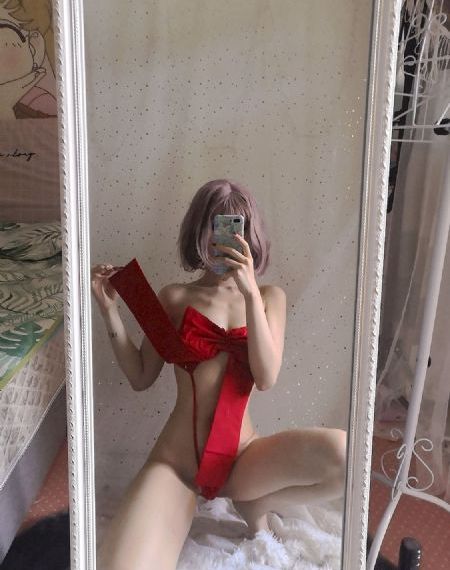 美女免费视频观看_BD英语在线手机播放