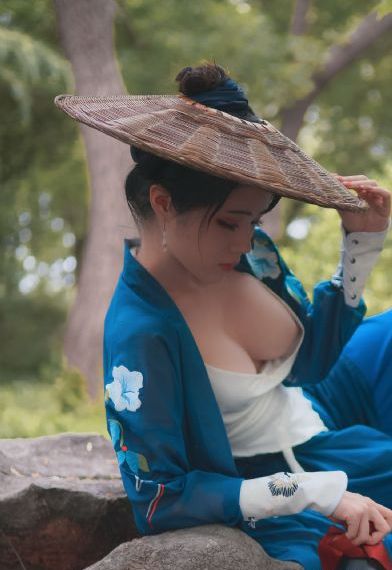 秋霞轮理_高清全集免费播放