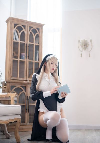 女王s调教女m_1080电影完整版
